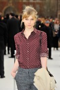 Clemence Poesy クレマンス・ポエジー