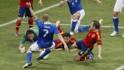 Испания - Италия - Финальный матс на чемпионате Евро 2012, 1 июля 2012 (322xHQ) 53c1c5201620238